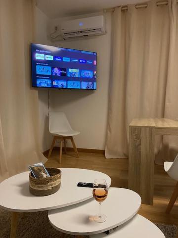 Studio 33 M2 , Climatise, Parking Exterieur Prive Gratuit Amélie-les-Bains-Palalda Buitenkant foto